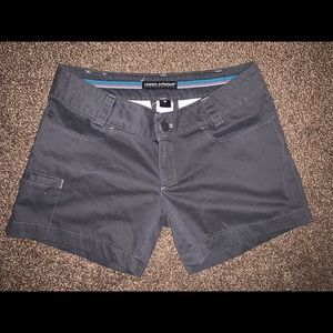 Super cute under Armour shorts!!